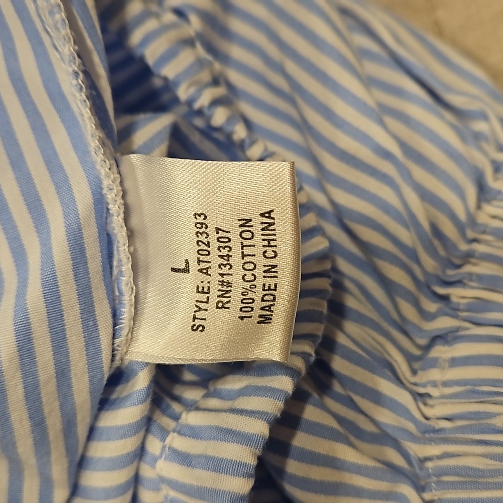 Lumbered Crochet Trim Top - Picture 11 of 12